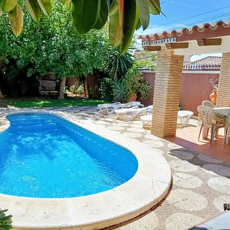 Holiday home Con Piscina